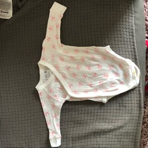 Uniqlo Minnie Mouse onesie 3-6 months 100%cotton